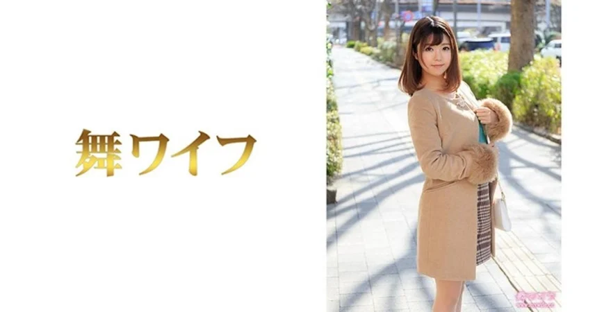 高颜质甜美主播 诱惑抠穴：「好想舔大鸡巴！」